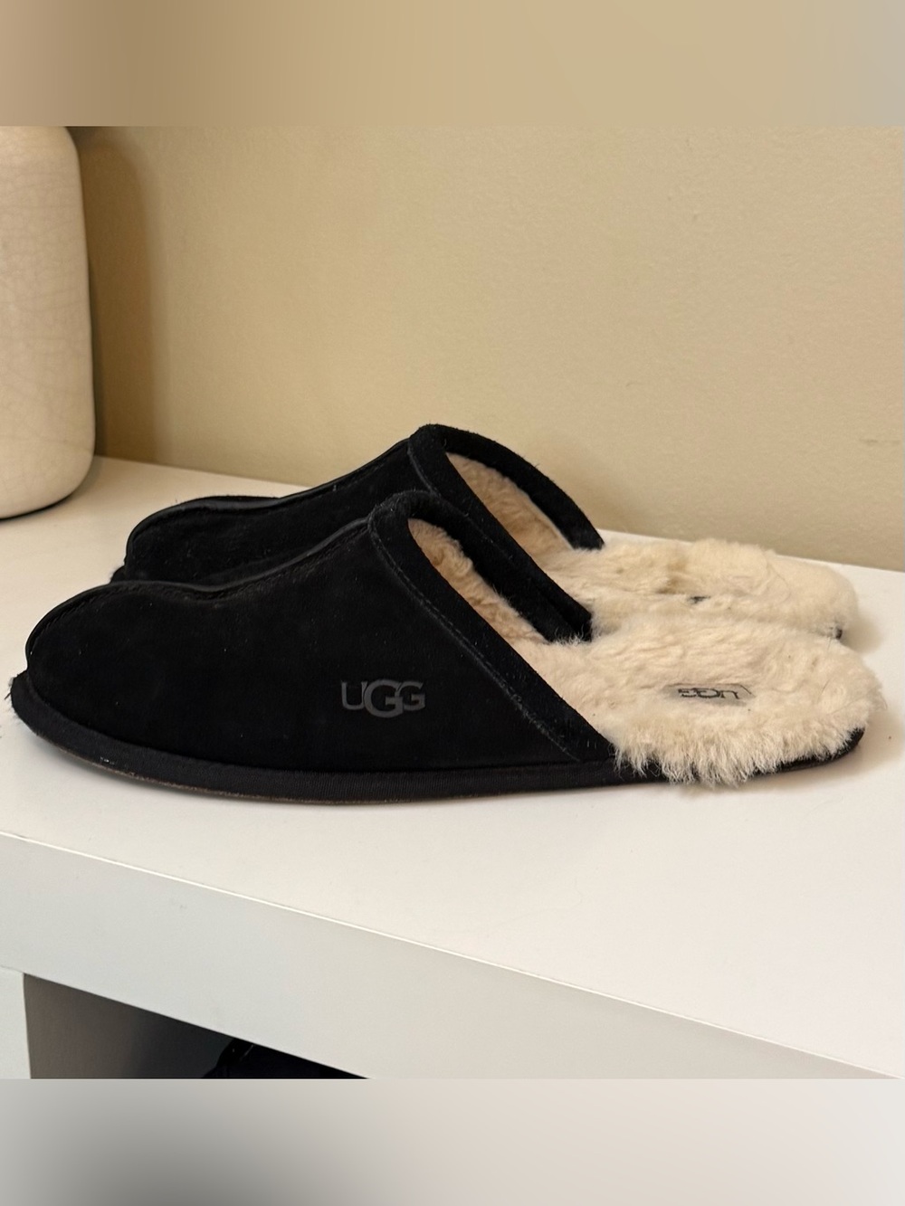 UGG Black Slippers Scuff Suede Men’s Size 10 Slides🔥 EUC Christmas Home Dad